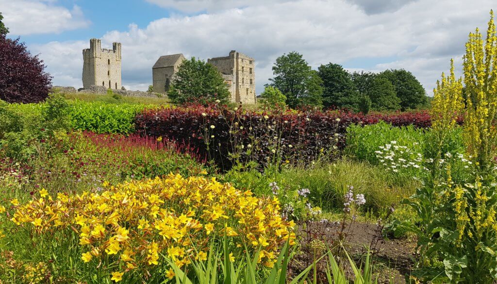 Yorkshire Gardens - The Tea Break Gardener