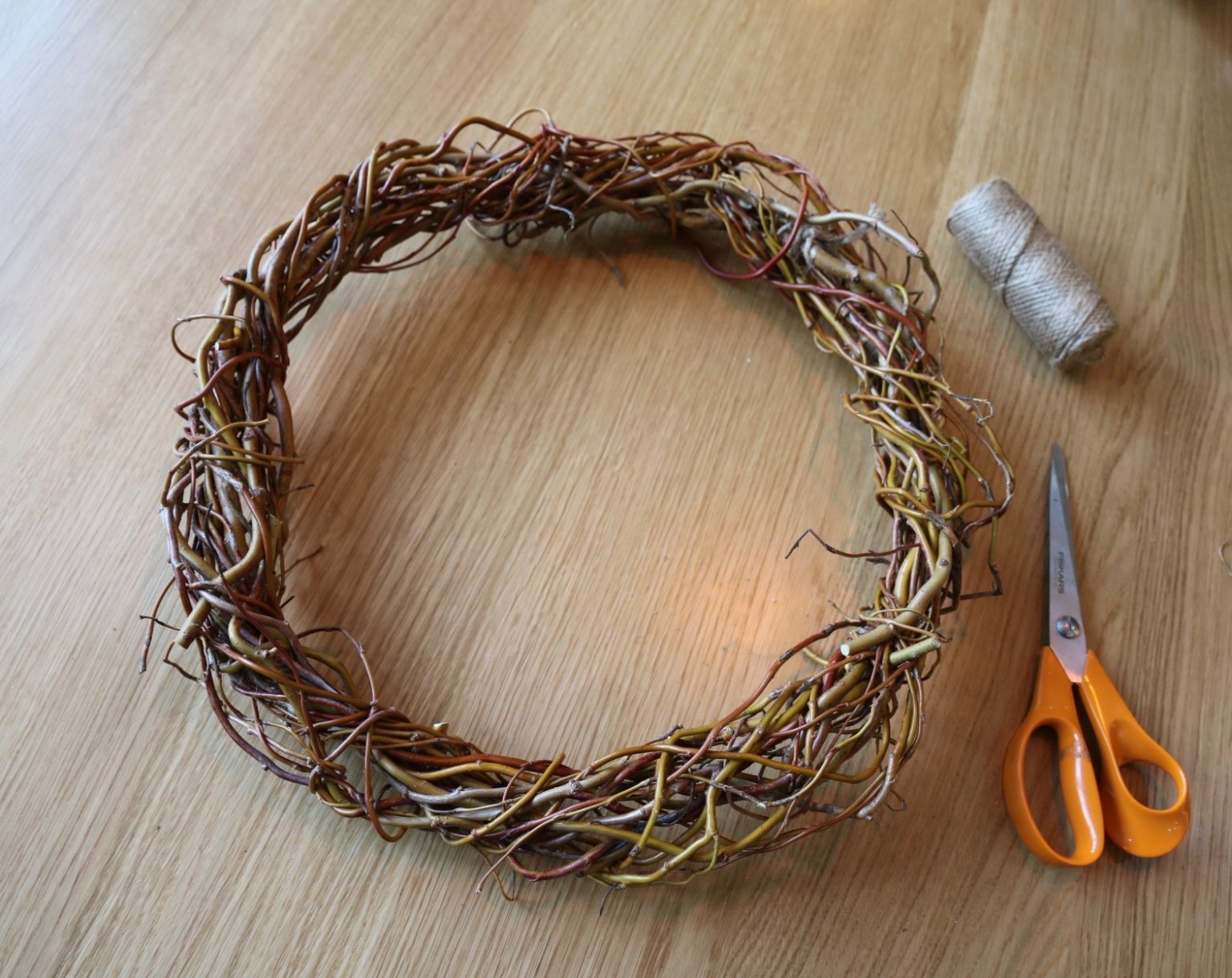 How to make a Christmas wreath using foraged plants - The Tea Break Gardener